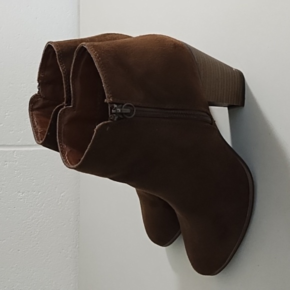 Merona Faux Chocolate Suede Ankle Boots Block Heel 8.5 Side Zip - Picture 3 of 15